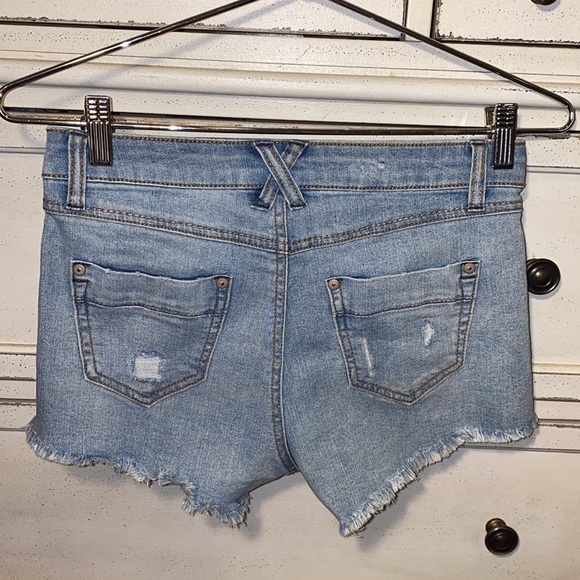 Harper denim cutoff shorts distressed size 26​​ - Picture 2 of 7